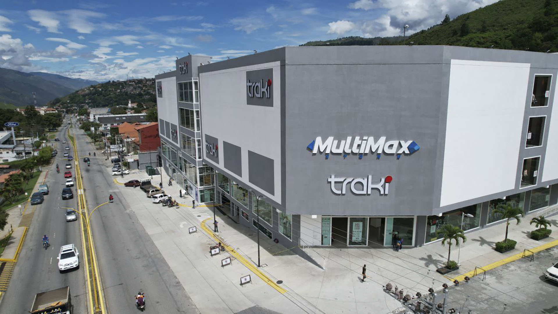 Condesa llegará a Mérida junto a Multimax Store para ofrecer sus productos